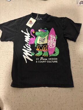 MIAMI HEAT X DUVIN FLAME SURF TEE Men’s Medium - NEW!